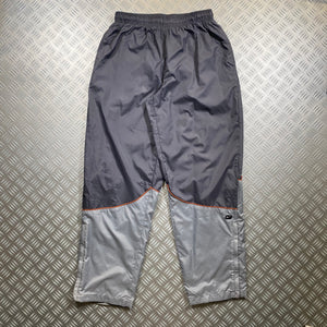Early 2000's Nike Nylon Track Pants - Medium