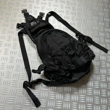 Load image into Gallery viewer, Oakley Icon 1.0 Black Mini Technical Back Pack