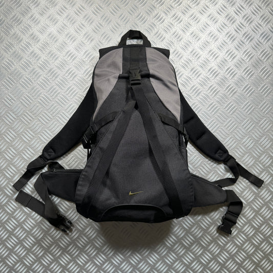 Early 2000's Nike Outer Strap Back Pack