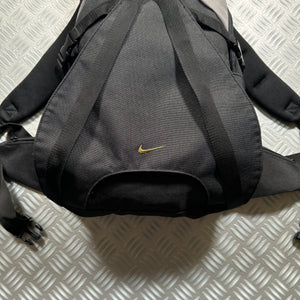 Early 2000's Nike Outer Strap Back Pack