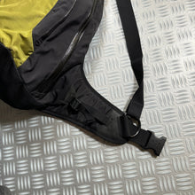 Load image into Gallery viewer, Arc&#39;teryx Quiver Cross Body Sling Bag