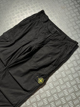 Charger l&#39;image dans la galerie, 2008 Stone Island Jet Black Flight Cargo Pant - 34&quot; Waist