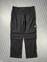 Charger l&#39;image dans la galerie, 2008 Stone Island Jet Black Flight Cargo Pant - 34&quot; Waist