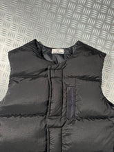 画像をギャラリービューアに読み込む, Stone Island Jet Black Compass Panelled Padded Gilet - Large / Extra Large