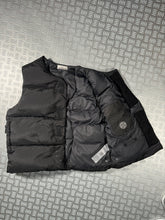 Charger l&#39;image dans la galerie, Stone Island Jet Black Compass Panelled Padded Gilet - Large / Extra Large