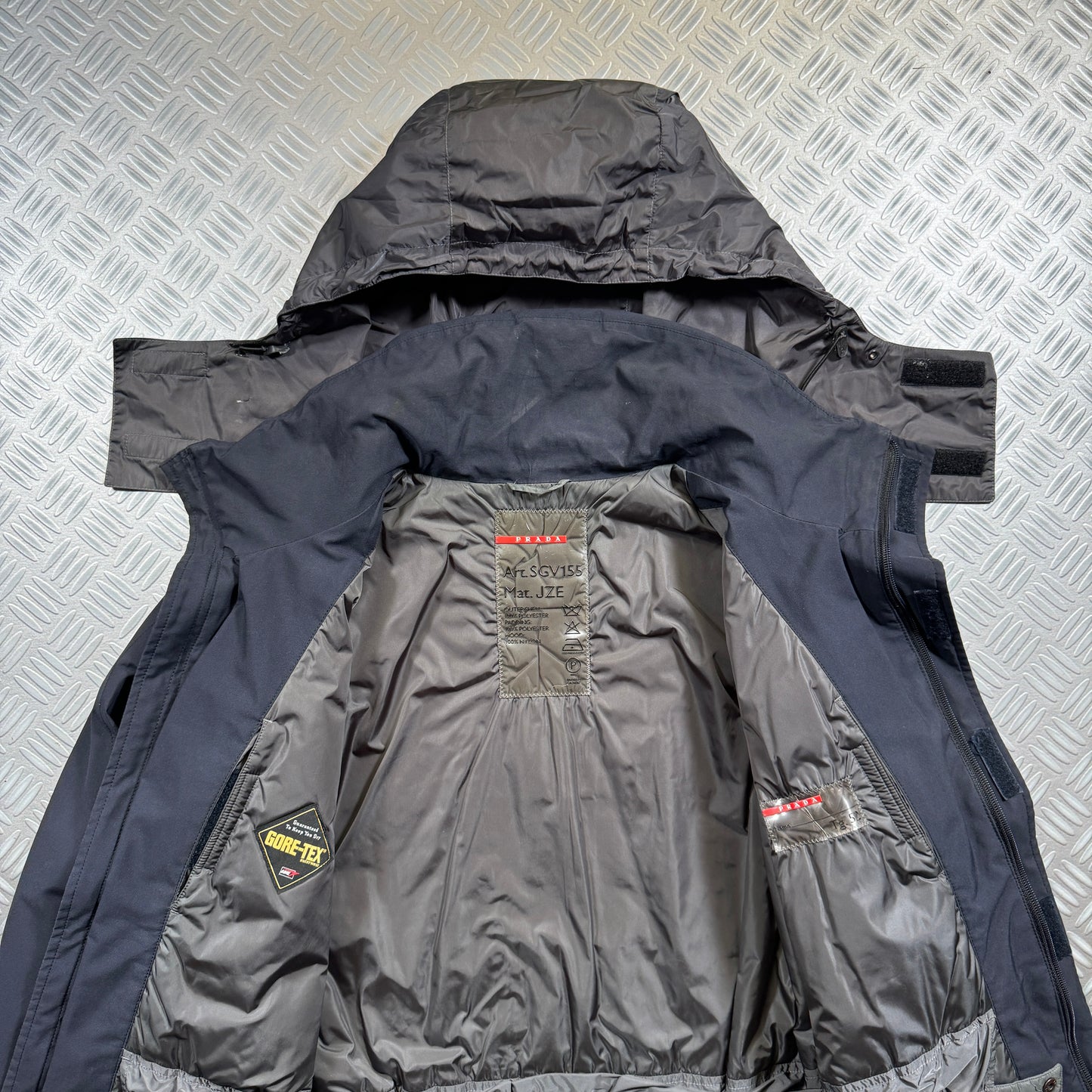 Early 2000's Prada Sport Nylon Hooded Jacket - Large / Extra Large