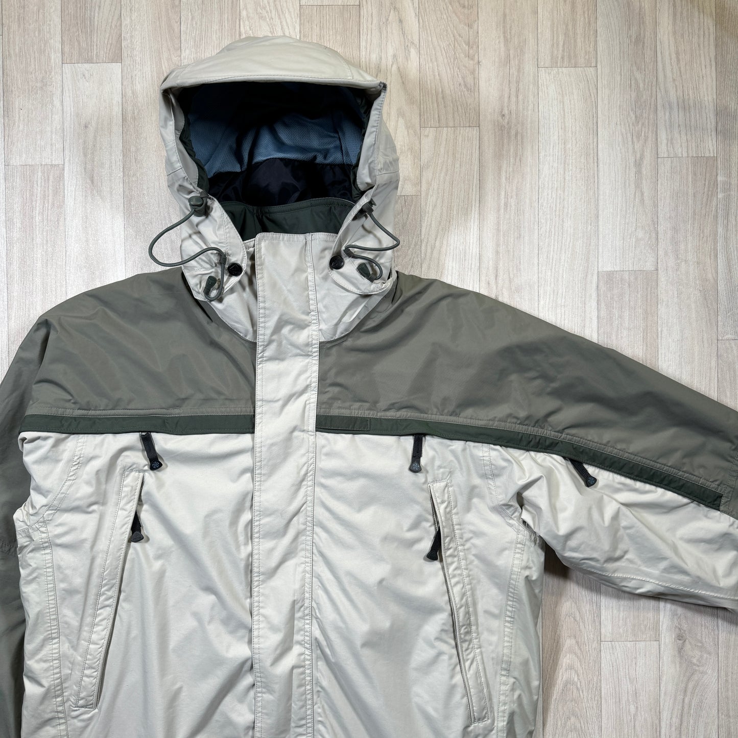Early 2000's Nike ACG Insulated Jacket - Medium / Large