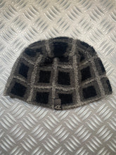 画像をギャラリービューアに読み込む, Early 2000&#39;s O&#39;Neill Knitted Beanie