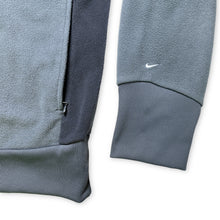 Carica l&#39;immagine nel visualizzatore di Gallery, 2004 Nike Panelled Mini Swoosh Fleece - Extra Large