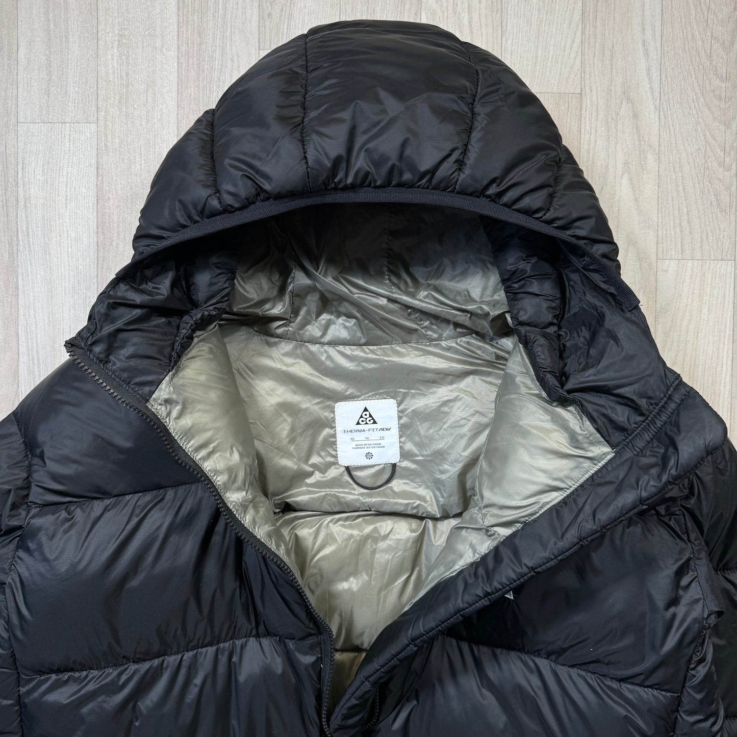 Nike ACG Black Puffer Jacket - Extra Large