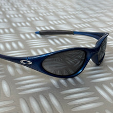 Carica l&#39;immagine nel visualizzatore di Gallery, 1990&#39;s Oakley Minute Midnight Blue Sunglasses