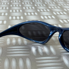 画像をギャラリービューアに読み込む, 1990&#39;s Oakley Minute Midnight Blue Sunglasses