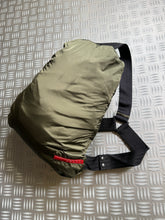 Charger l&#39;image dans la galerie, AW99&#39; Prada Sport Khaki 2in1 Technical Padded Jacket/Tri-Harness Bag - Extra large