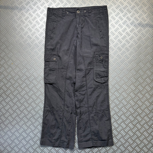 Early 2000's Unbranded Multi Pocket Cargo Pant - 36" Waist
