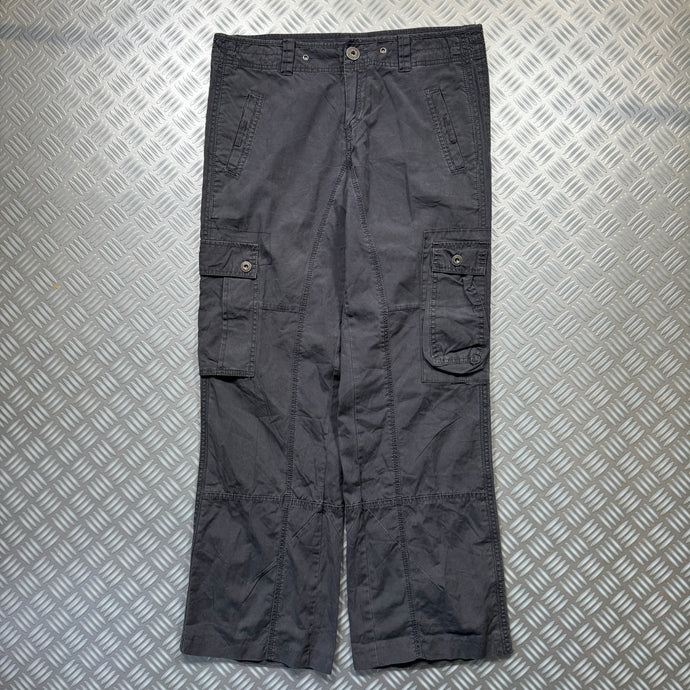 Early 2000's Unbranded Multi Pocket Cargo Pant - 36
