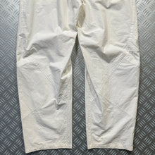 Load image into Gallery viewer, Marithé + François Girbaud White Multi Pocket Cargo Pant - 30&quot; Waist