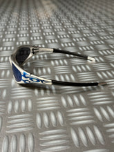 Charger l&#39;image dans la galerie, Early 2000’s Oakley Flame FMJ Straight Jacket Sunglasses