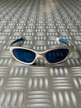 Charger l&#39;image dans la galerie, Early 2000&#39;s Oakley Twenty XX Silver Ice Iridium Sunglasses
