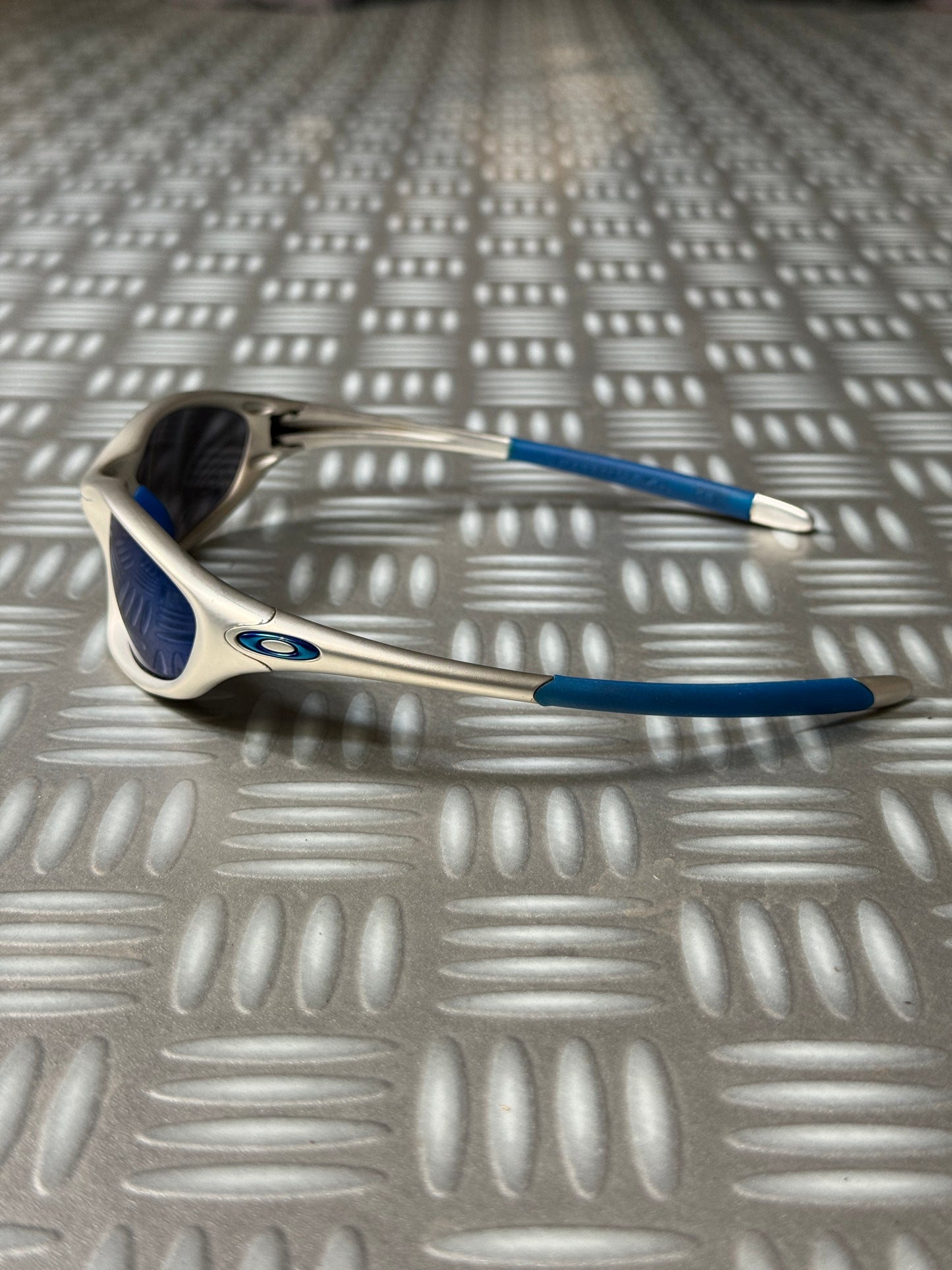 Early 2000's Oakley Twenty XX Silver Ice Iridium Sunglasses