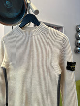 画像をギャラリービューアに読み込む, Early 2000&#39;s Stone Island Ivory Knitted Jumper - Extra Small