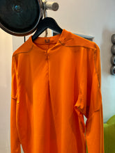 Charger l&#39;image dans la galerie, 2003 Nike Bright Orange Panelled Sports Tee