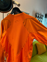 Charger l&#39;image dans la galerie, 2003 Nike Bright Orange Panelled Sports Tee