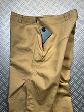 Charger l&#39;image dans la galerie, Early 2000&#39;s Nike Beige Camel Articulated Knee Dart Stash Pocket Pant