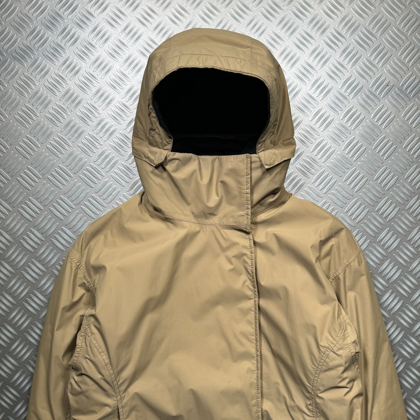 Early 2000's Prada Sport Beige Padded Gore-Tex Skii Jacket - Small / Medium
