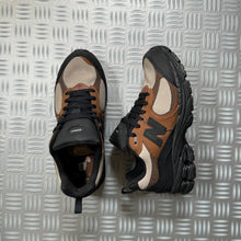 画像をギャラリービューアに読み込む, The Basement x New Balance 2002R Brown/Beige