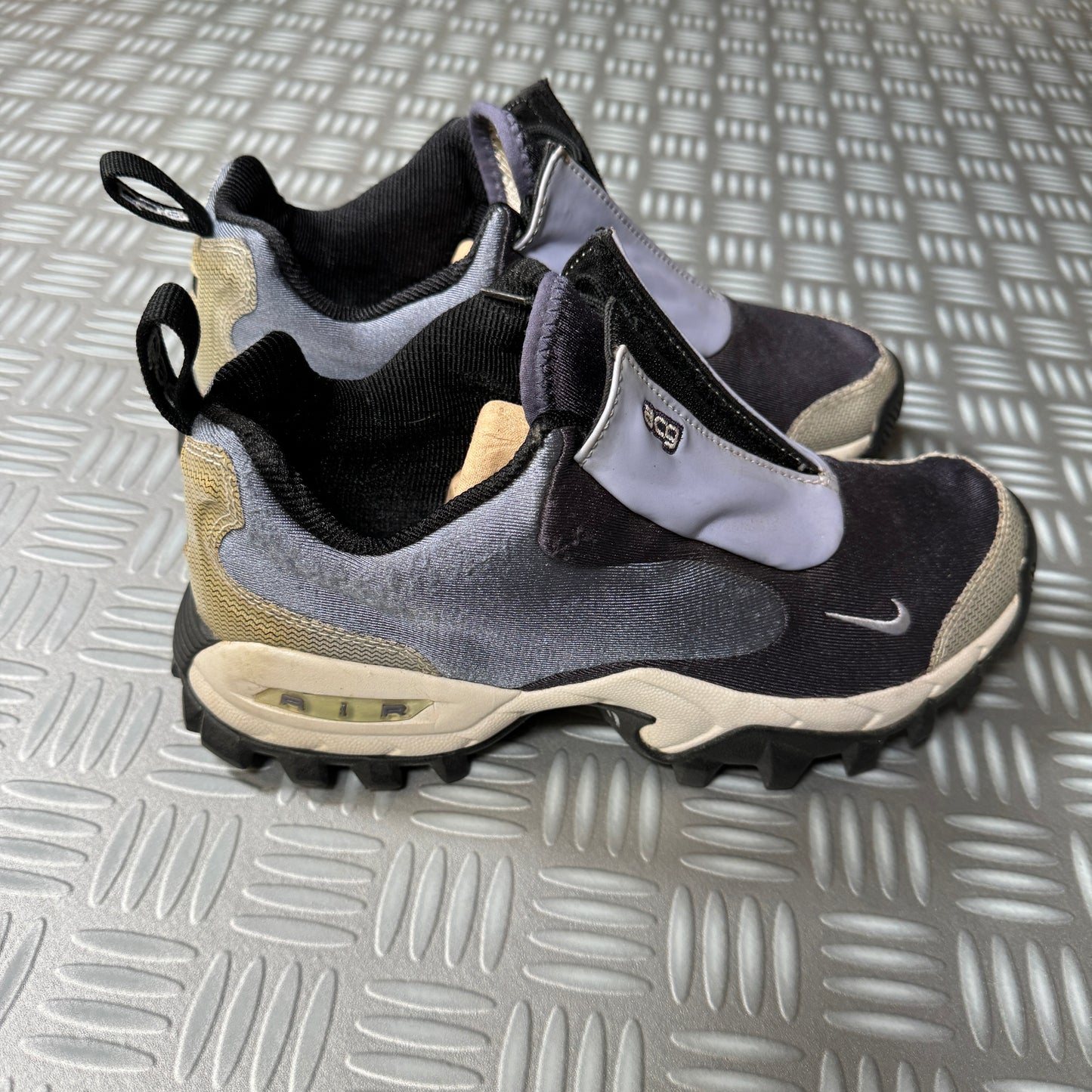 2001 Nike ACG Wailuku