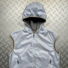 Charger l&#39;image dans la galerie, Early 2000&#39;s Prada Sport Reversible Nylon Hooded Vest - Small