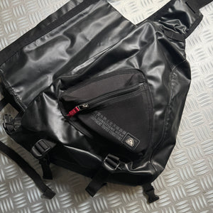 Nike ACG Water-tight Cross Body Sling Bag