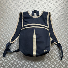 画像をギャラリービューアに読み込む, Nike Navy Beetle Backpack