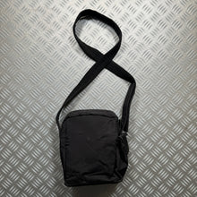 画像をギャラリービューアに読み込む, Prada Sport Black Side Bag