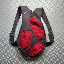 画像をギャラリービューアに読み込む, Nike Grey Multi-Pocket Backpack