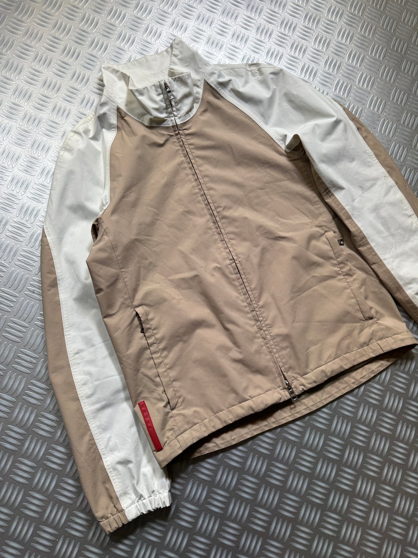 Early 2000's Prada Sport White/Beige Gore-Tex Jacket - Medium