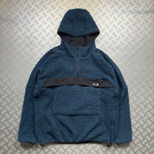 Carica l&#39;immagine nel visualizzatore di Gallery, Early 2000&#39;s Oakley Petrol Blue Fleece Hoodie - Extra Large