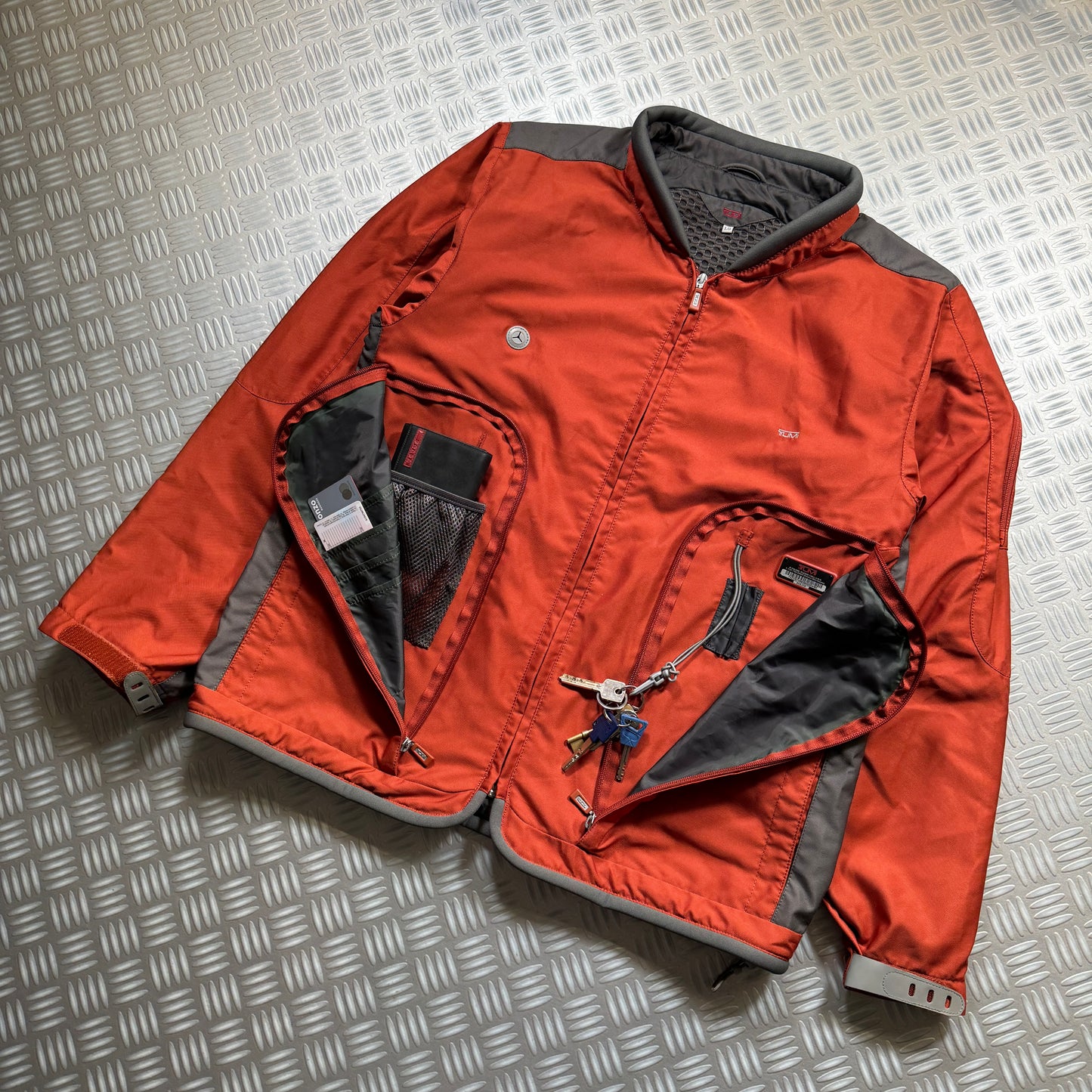 Early 2000's Tumi Multi Pocket Technical Jacket - Extra Large