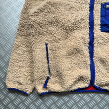 Load image into Gallery viewer, Late 1990&#39;s Patagonia Deep Pile Fleece - Medium / Large
