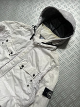 画像をギャラリービューアに読み込む, SS09&#39; Stone Island Multi Pocket Tyvek Shield Mesh Micro Ripstop Jacket - Large