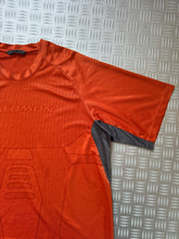 画像をギャラリービューアに読み込む, Early 2000&#39;s Salomon Bright Orange Futuristic Graphic Tee - Extra Large