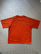 画像をギャラリービューアに読み込む, Early 2000&#39;s Salomon Bright Orange Futuristic Graphic Tee - Extra Large