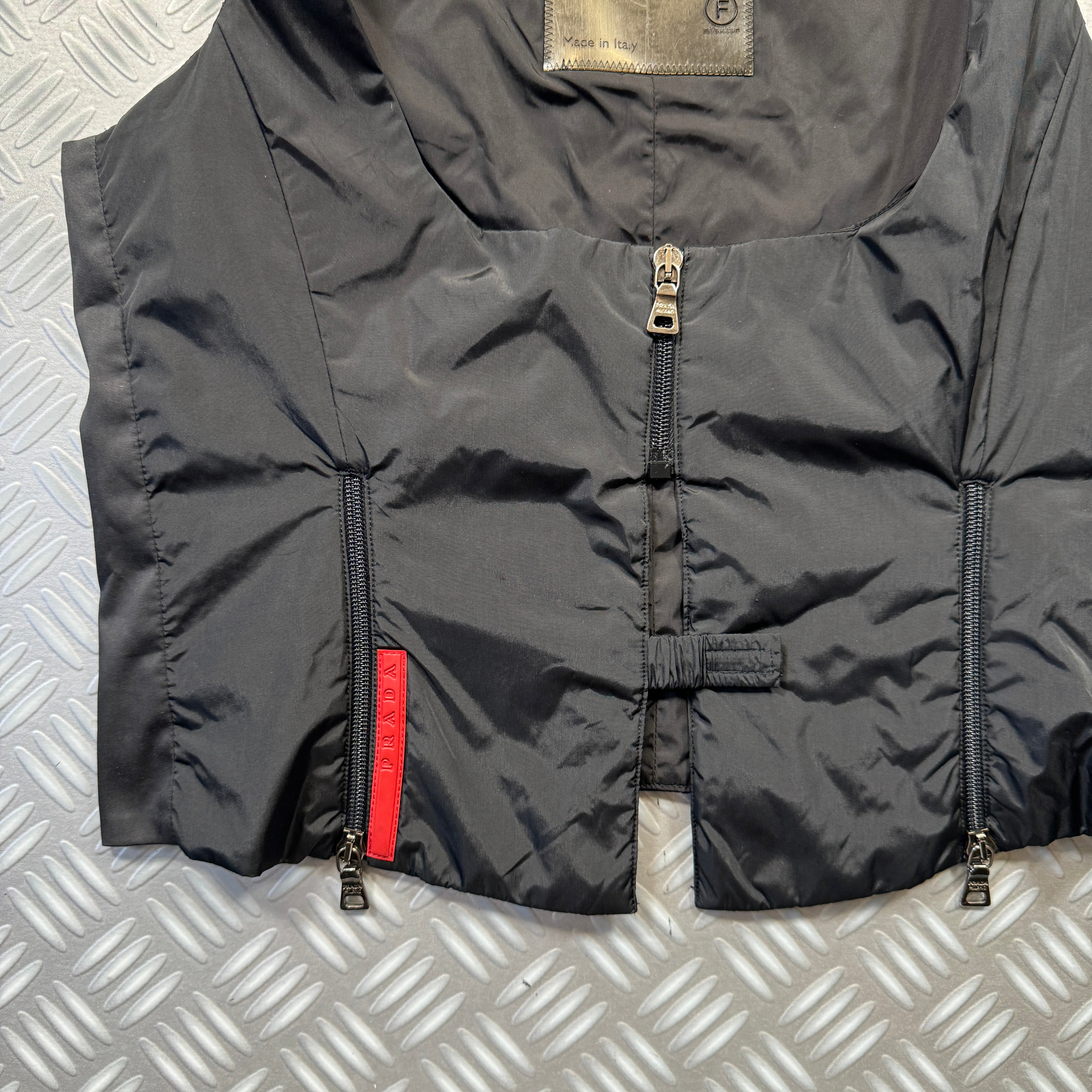 AW99' Prada Sport Jet Black Technical Vest – Holsales AW99' Prada Sport Jet Black Technical Vest – Holsales