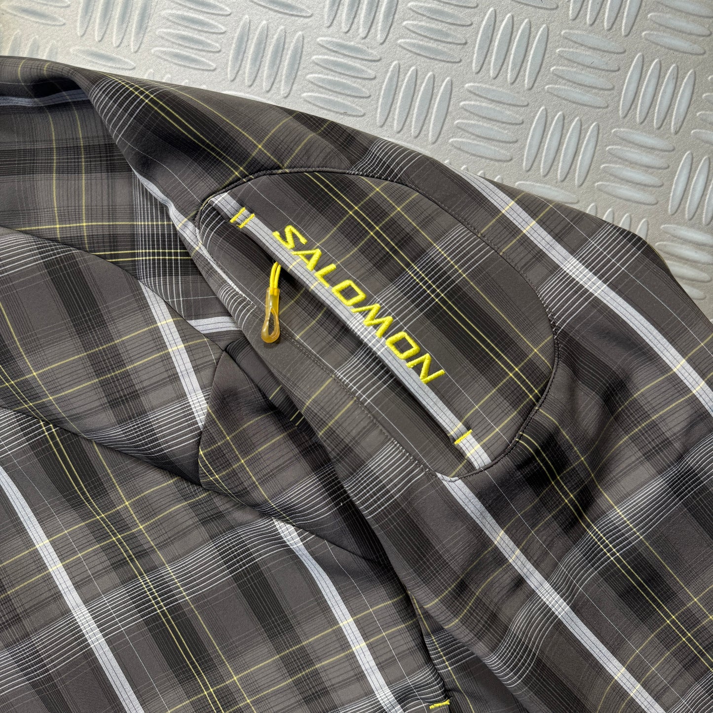 Early 2000's Salomon Plaid Soft Shell Jacket - Large / Extra Large