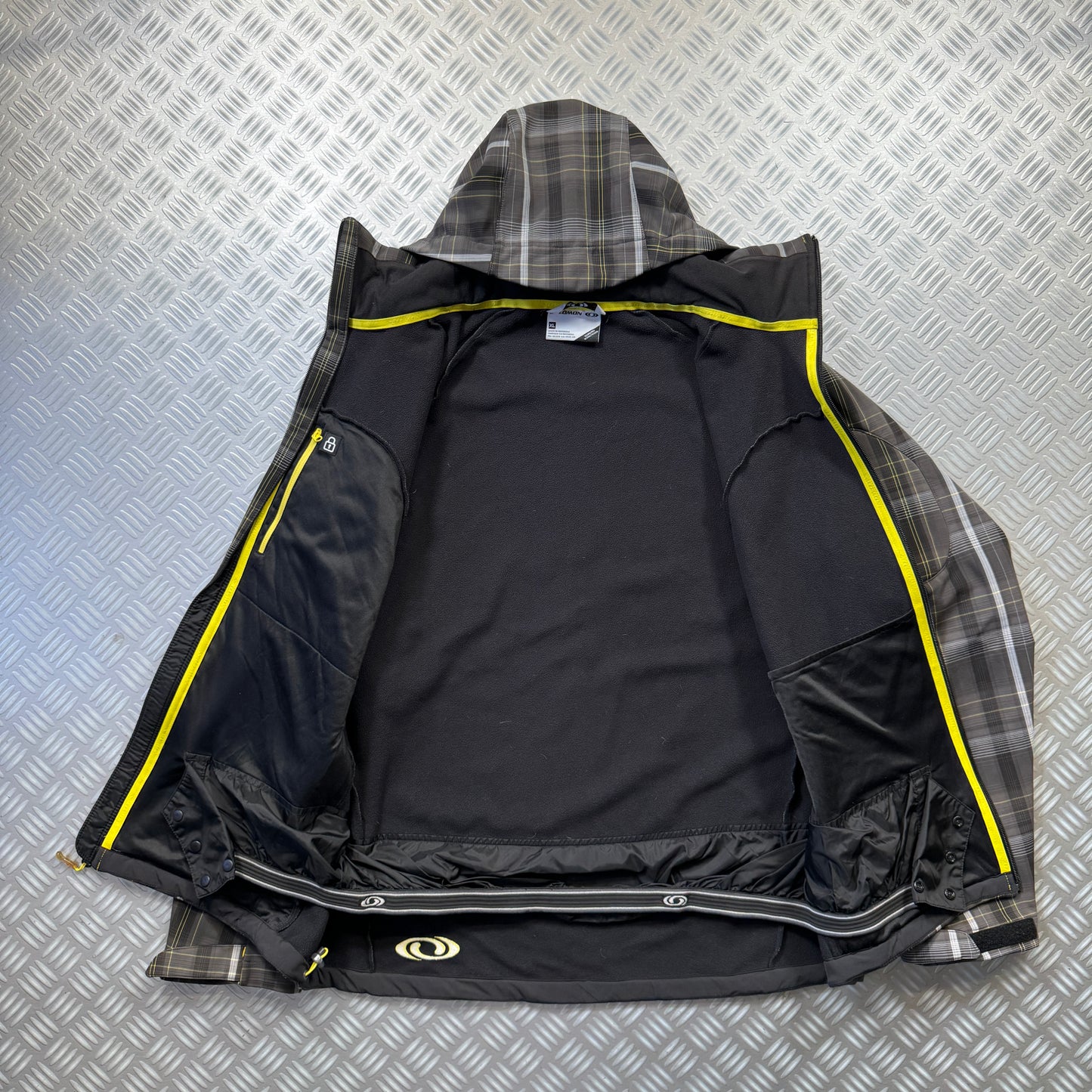 Early 2000's Salomon Plaid Soft Shell Jacket - Large / Extra Large
