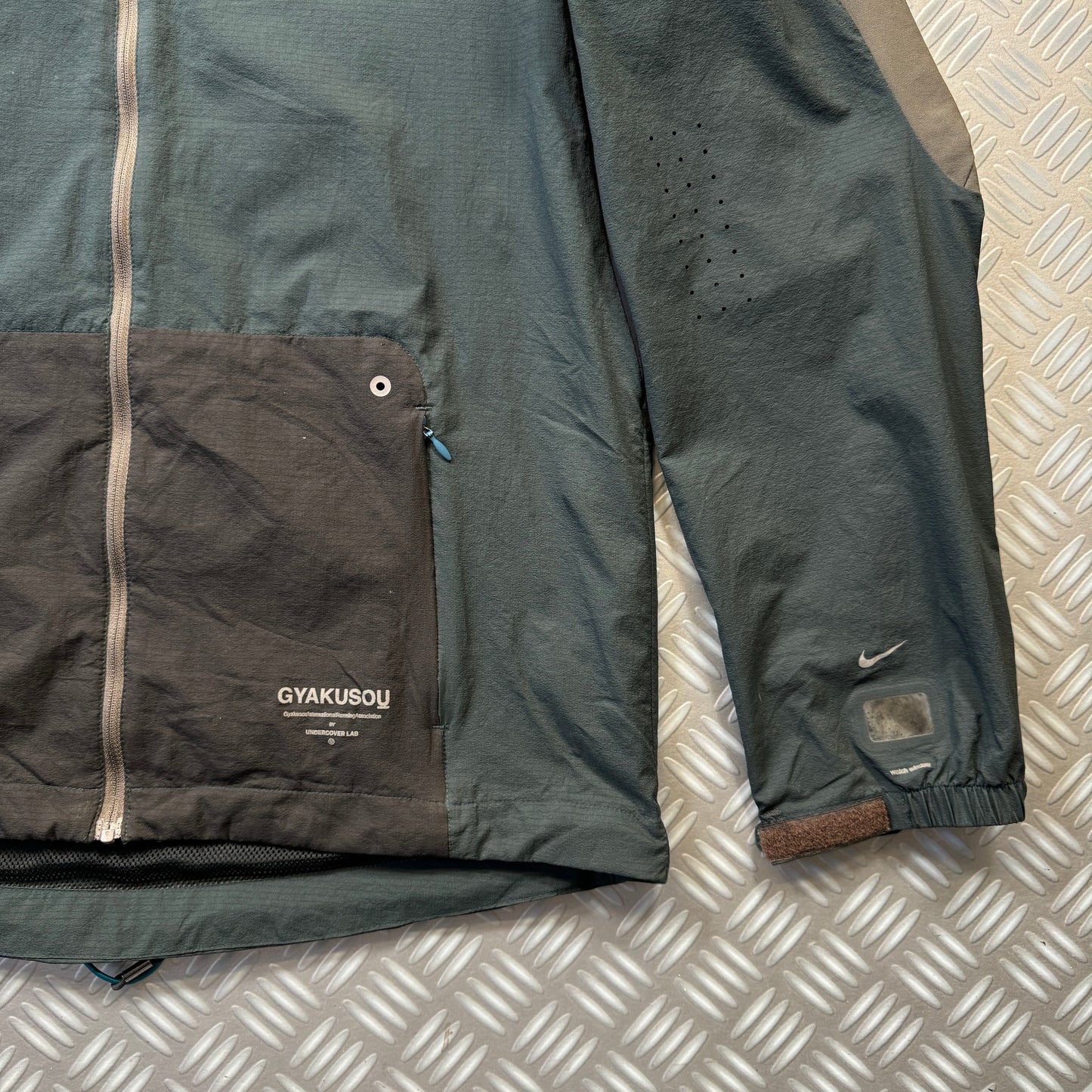 First Gen Nike x Undercover Gyakusou Technical Running Jacket - Medium / Large