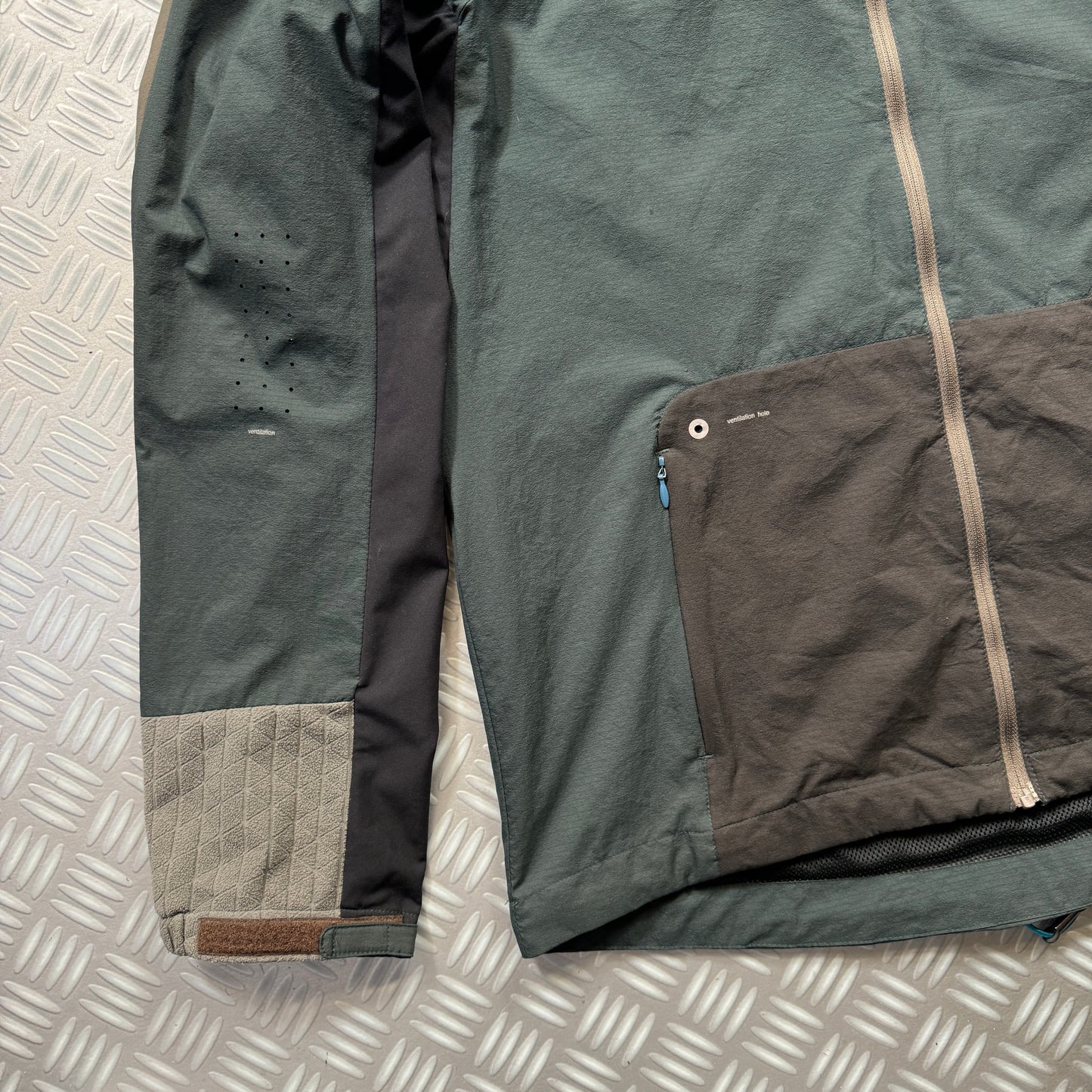 First Gen Nike x Undercover Gyakusou Technical Running Jacket - Medium / Large
