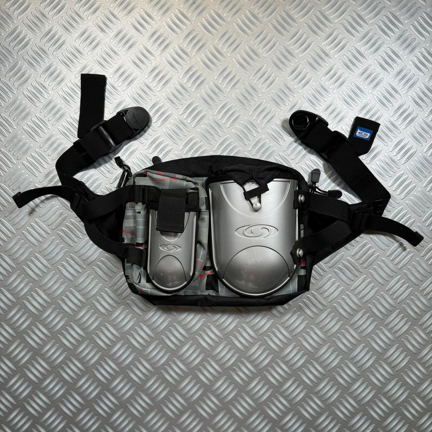 Salomon Reinforced Structured Pocket Side Bag