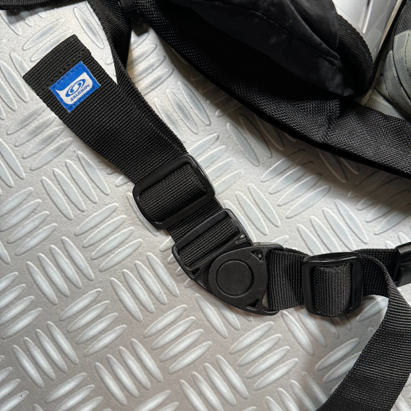 Salomon Reinforced Structured Pocket Side Bag