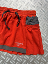 Carica l&#39;immagine nel visualizzatore di Gallery, Early 2000&#39;s Nike x Undercover &#39;Gyakusou&#39; Technical Skirt - Womens 4-8